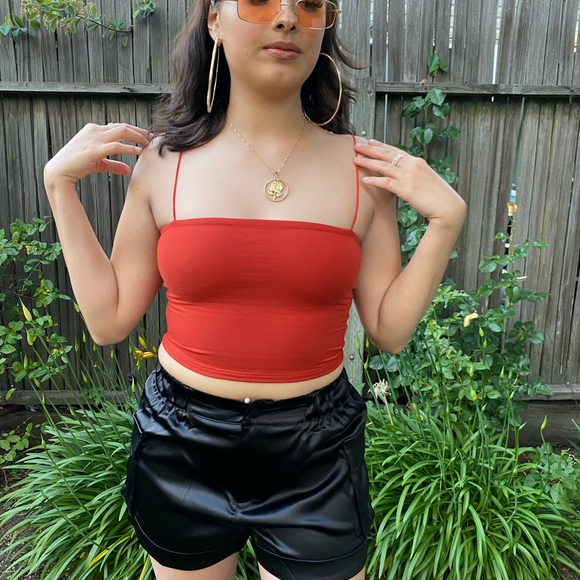 NWT TUBULAR STRAPS BASIC DOUBLE LAYERED CROP TOP - Picture 3 of 6